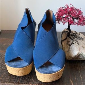 Browns Wedge shoe